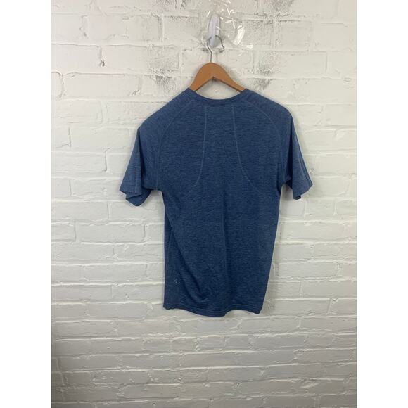 Lululemon Women's Crewneck T-Shirt Short Sleeves Regular Fit Blue Size S - Picture 2 of 4